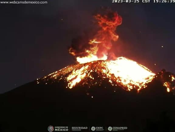 PC pendiente de alertas emitidas por actividad en el Popocatépetl