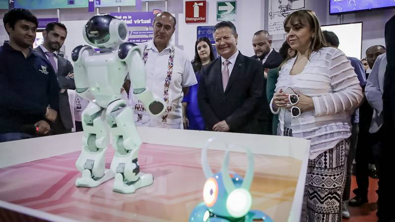 Menchaca inauguró Torneo Estatal de Robótica