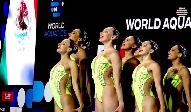 México gana oro en mundial de natación artística