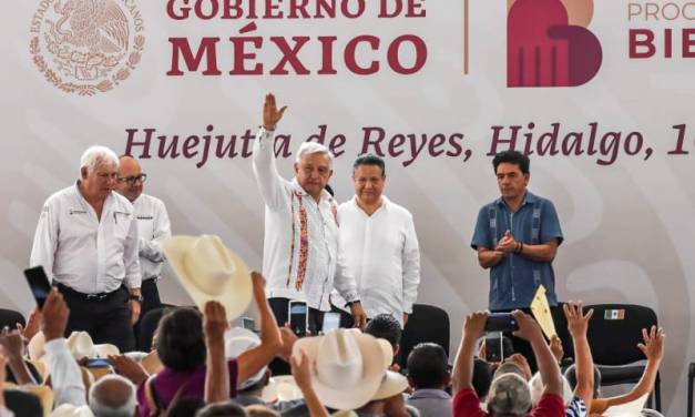 AMLO y Menchaca supervisan Programas del Bienestar en la Huasteca