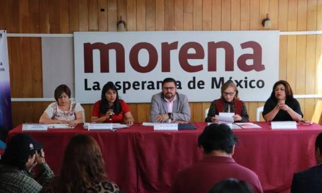 Morena imparte cursos de formación política