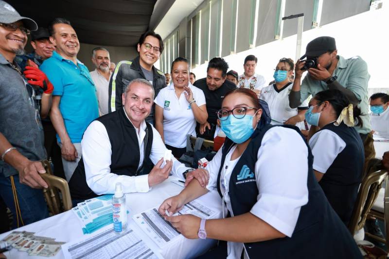 Realizan Feria de la Salud Masculina en Pachuca