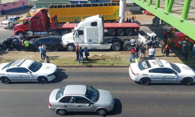 Aparatosa carambola en la Bajada de la Muerte en Tulancingo