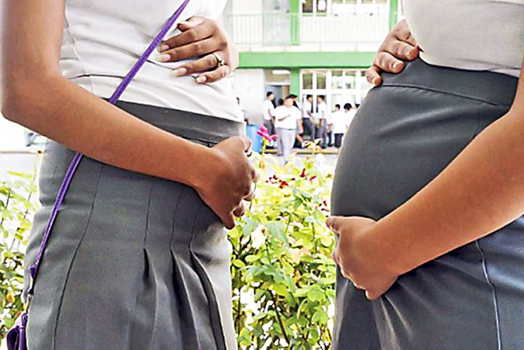 Llaman a reforzar educación sexual para prevenir embarazo adolescente