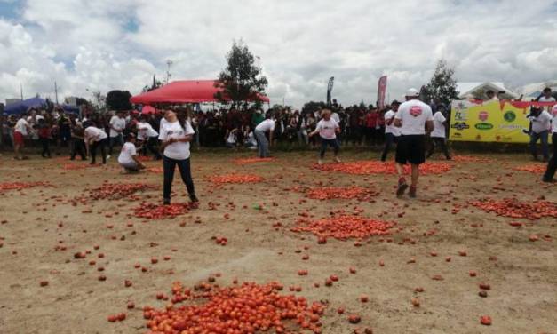 Cerca de 8 mil personas asistieron a La Jitomatiza, en Metepec