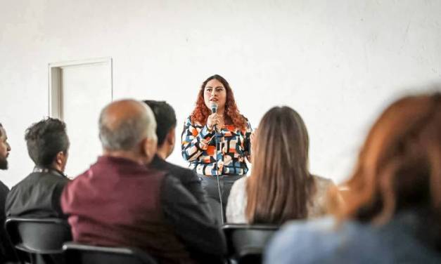 Servidores públicos participaron en taller de prevención al acoso y hostigamiento