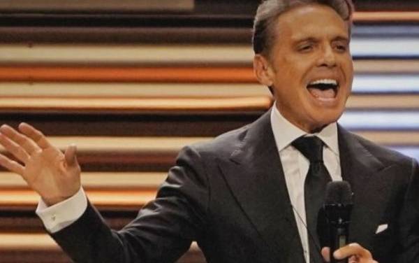 Luis Miguel anuncia su Tour 2024 son 51 fechas