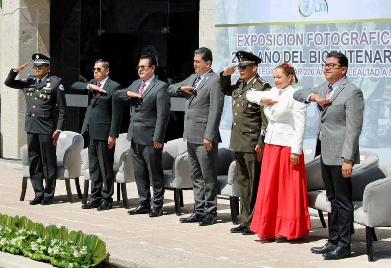 Inauguran exposición fotográfica en el Congreso de Hidalgo