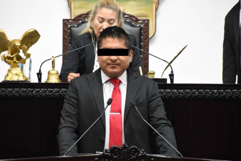 Diputado Edgar Hernández pidió intérprete de lenguas para efectuar su juicio