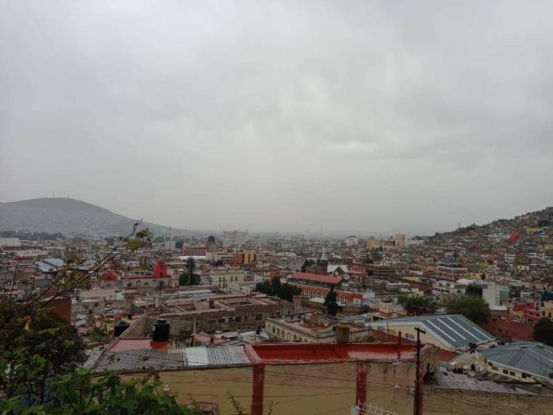 Por ahora no habrá bombardeo a nubes para generar lluvias