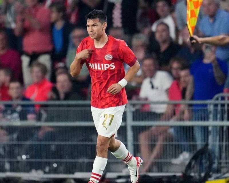 ‘Chucky’ Lozano anota hat-trick sobre Ajax