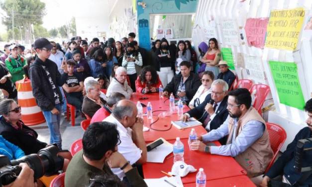 En mesa de diálogo discuten regreso a clases en el ITP