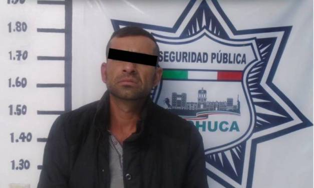 Detienen a un hombre por intento de asalto con arma de juguete