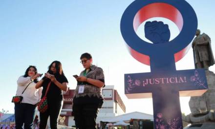 Colocan “Antimonumenta” en memoria de mujeres víctimas de violencia de género en Hidalgo