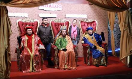 Los Reyes Magos llegaron a Plaza Juárez