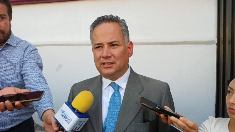 Santiago Nieto pide licencia vacacional en la PGJEH