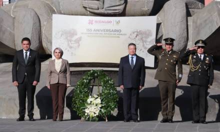 Montan guardia de honor por 155 aniversario de la creación del estado de Hidalgo