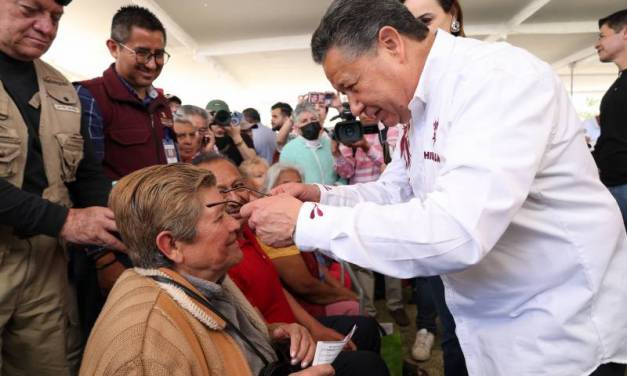 Gobernador exhorta a utilizar caravanas médicas en giras de trabajo