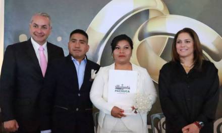 En Pachuca 154 parejas se unen en matrimonio