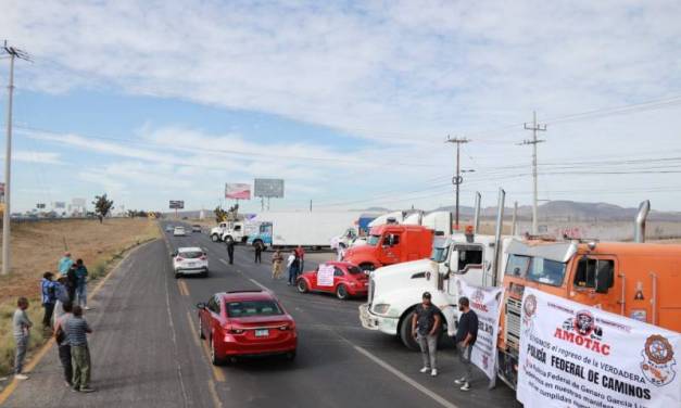 Paro nacional de transportistas en vialidades del estado