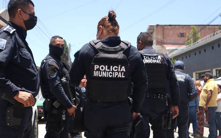 Buscan aumentar el salario de policías municipales de Acaxochitlán