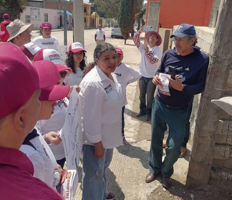 Zorayda Robles inició campaña por la alcaldía de Apan