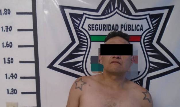 Detienen a hombre por presunta portación de armas de fuego