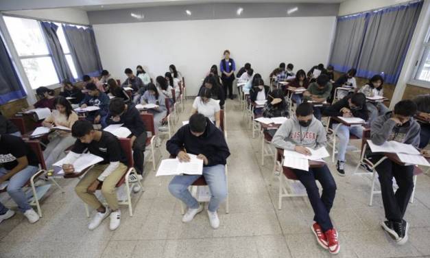 Aplican examen de admisión a la UAEH más de 17 mil aspirantes