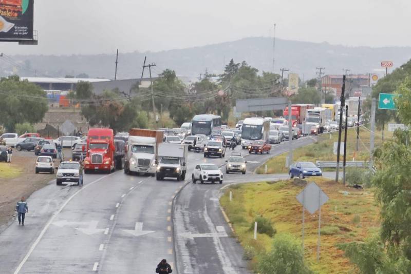 Después de 10 horas abren circulación en la México-Pachuca