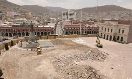 Inician trabajos de remodelación en Plaza Juárez