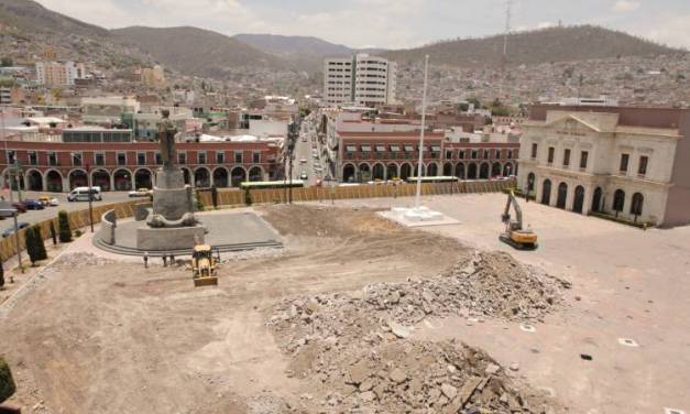 Inician trabajos de remodelación en Plaza Juárez