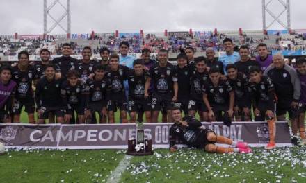 Pachuca se lleva la Copa por la Paz