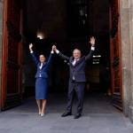 AMLO recibe a Sheinbaum en Palacio Nacional