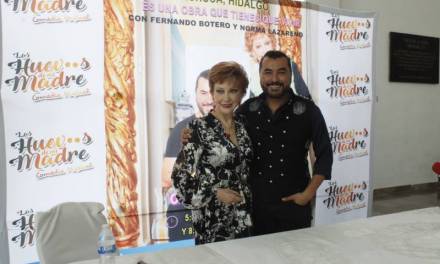 Presentan obra “Los huevos de mi Madre”