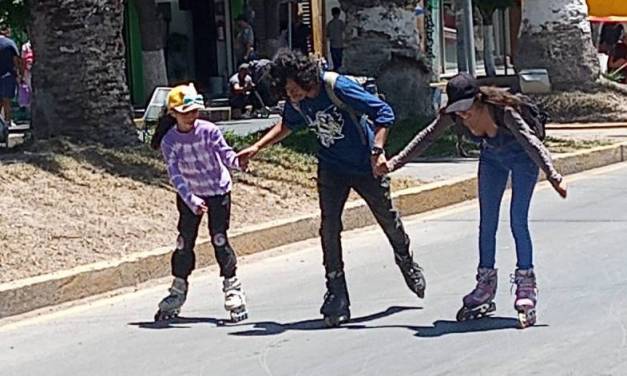 Celebraron a los papás en Avenida Revolución