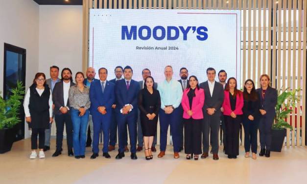 Moody’s sube calificación crediticia del estado