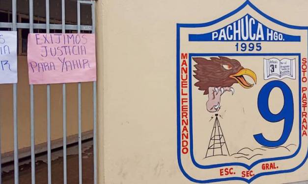 Discriminación llevó a suicidio, acusan en escuela secundaria