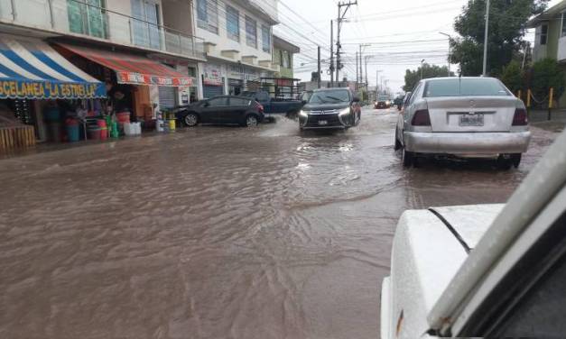 Lluvias causan estragos en 6 puntos de la zona metropolitana