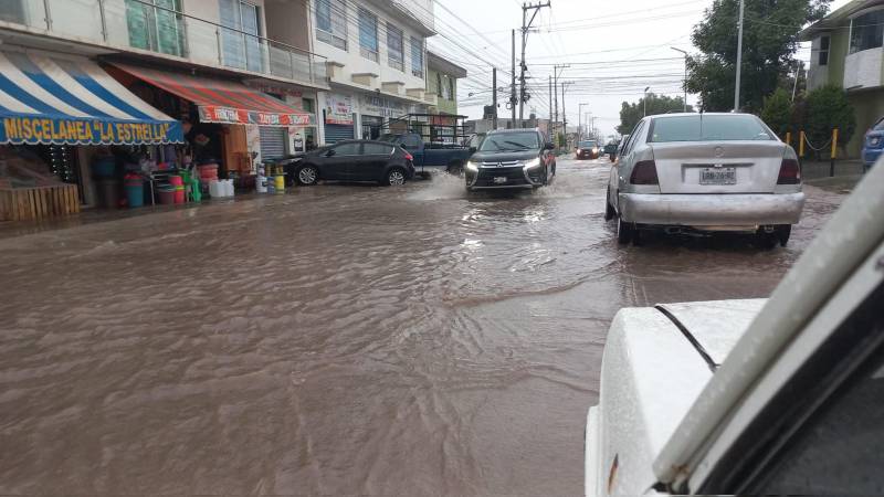 Lluvias causan estragos en 6 puntos de la zona metropolitana