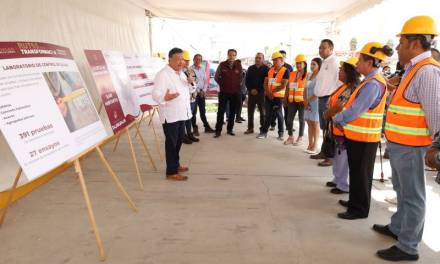 Julio Menchaca supervisa obras en Tlahuelilpan