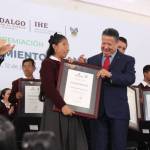 Entregan reconocimientos a ganadores de la Olimpiada del Conocimiento Infantil