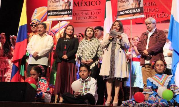 Bailes y colores de 6 países en el Festival de Folklor