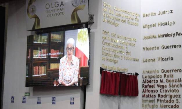 Develan en letras de oro nombre de Olga Trevethan, primera diputada hidalguense