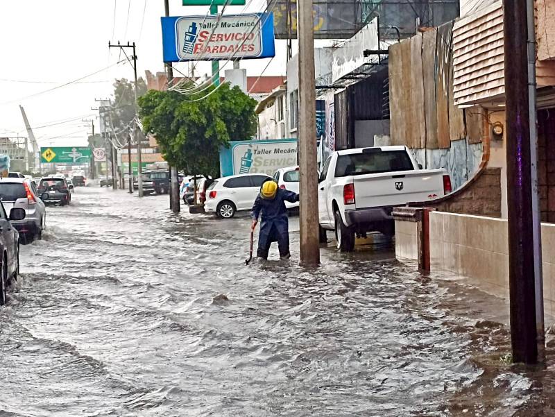 Tras lluvias, anegamientos e inundaciones en la capital