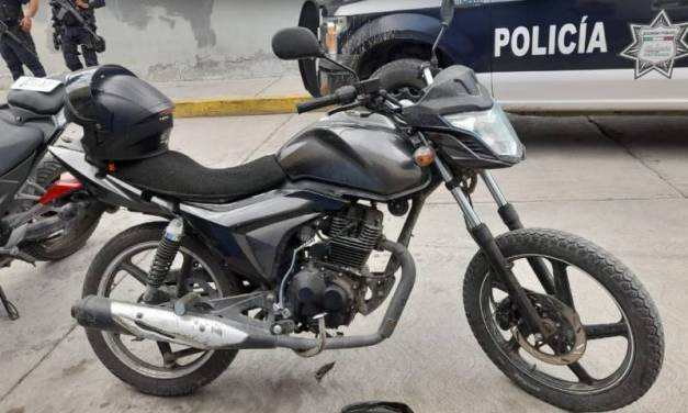 En Pachuca recuperan motocicleta con reporte de robo