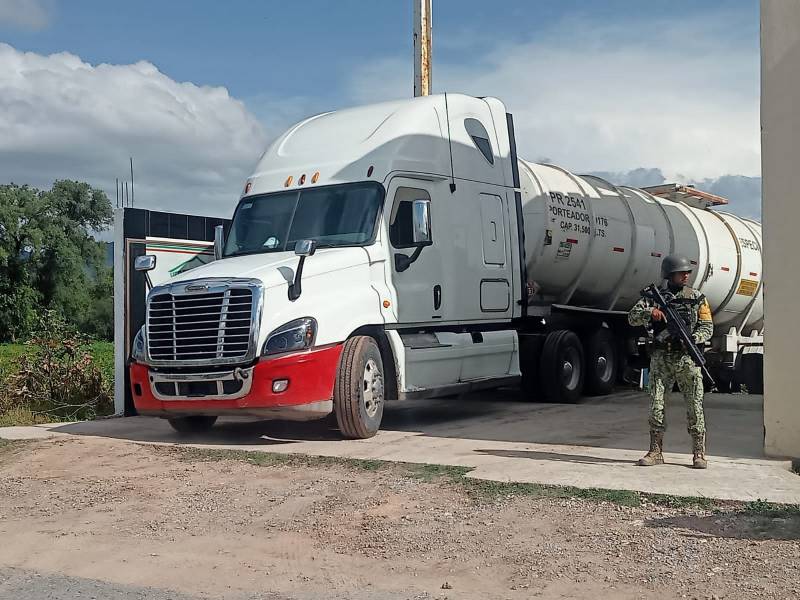 Aseguran más de 120 mil litros de hidrocarburo en Progreso