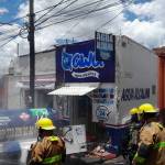 Choca pipa y genera alarma por fuga de gas