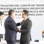 Lalo Medécigo presenta su equipo de transición