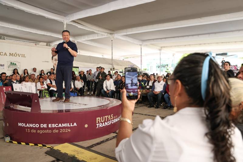 Llevan mejoras en infraestructura hídrica y carretera de Molango