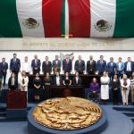 En el Congreso develan placa de la LXV Legislatura